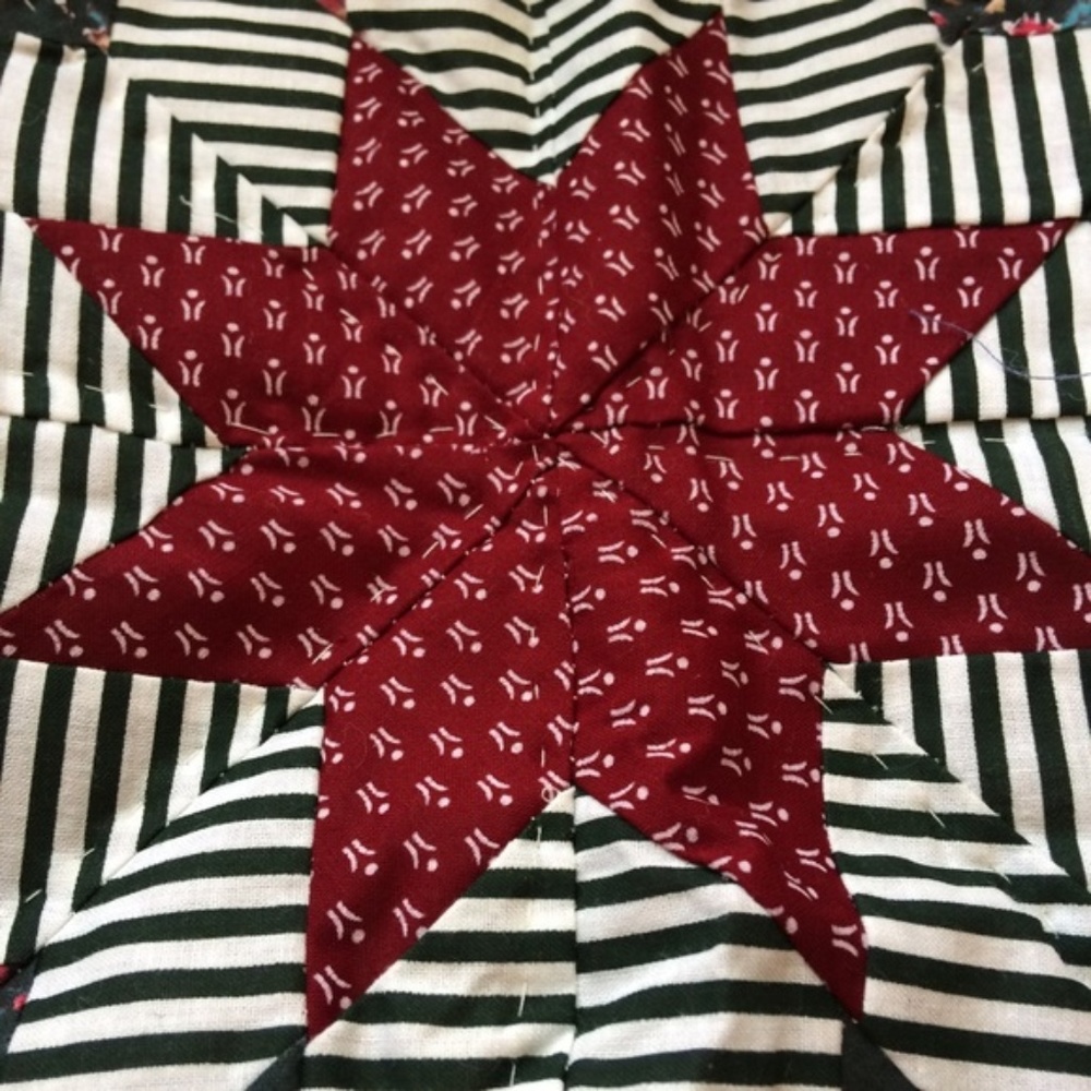 Star Point Patchwork Quilts - King Country Quilt - Picture 5 of 8